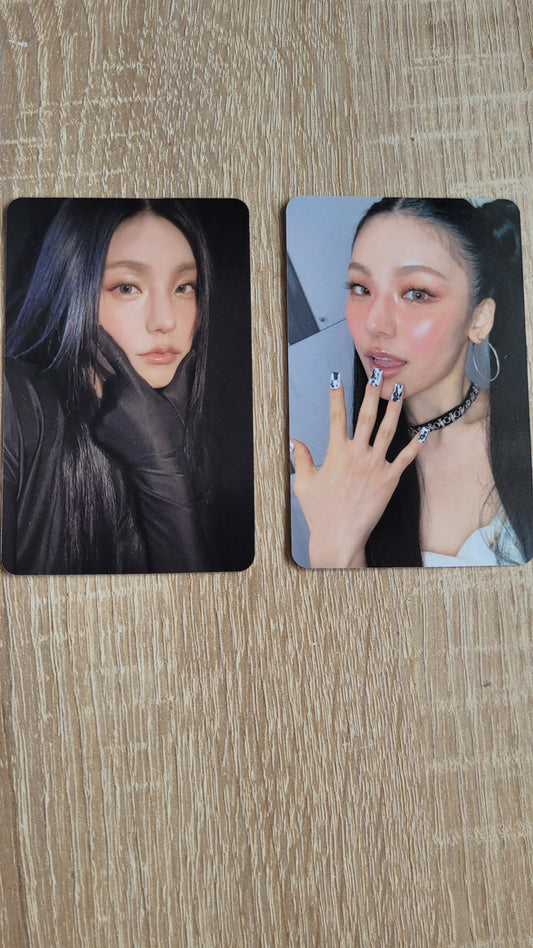 YEJI AIR OFFICIAL PHOTOCARD  POB ALADIN KAEPJJANG SHOP (캡짱 숍)