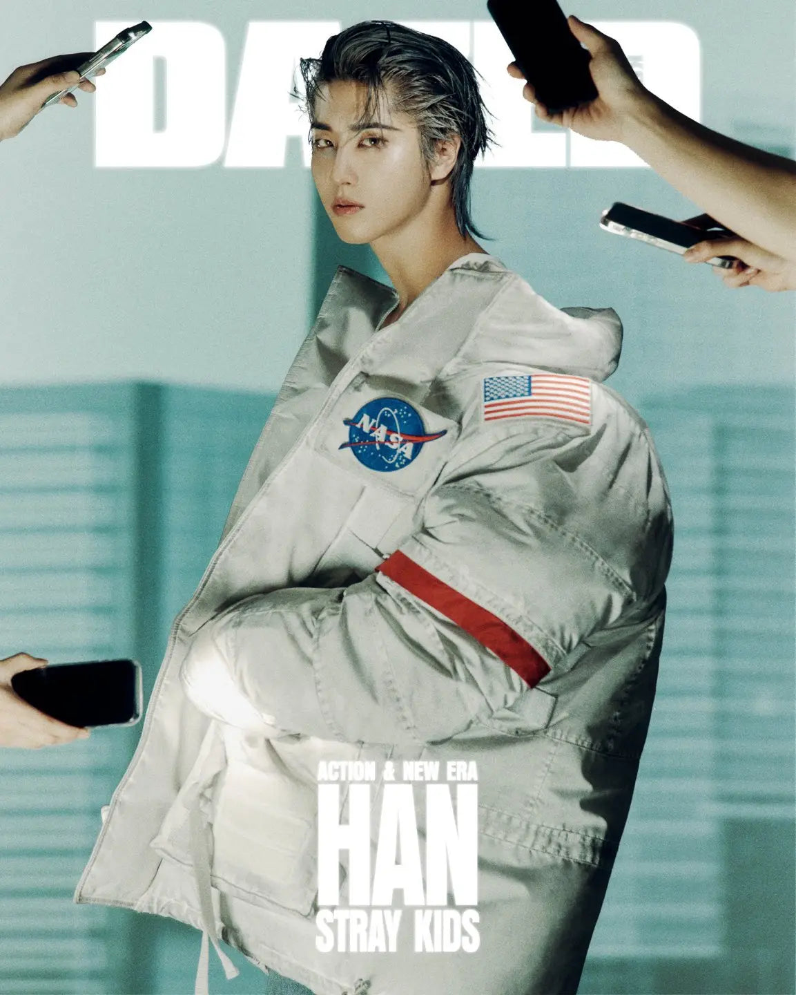 DAZED & CONFUSED KOREA MAGAZINE (2025 FEBRUARY Issue)   Cover : STRAY KIDS CHANGBIN & HAN KAEPJJANG SHOP (캡짱 숍)