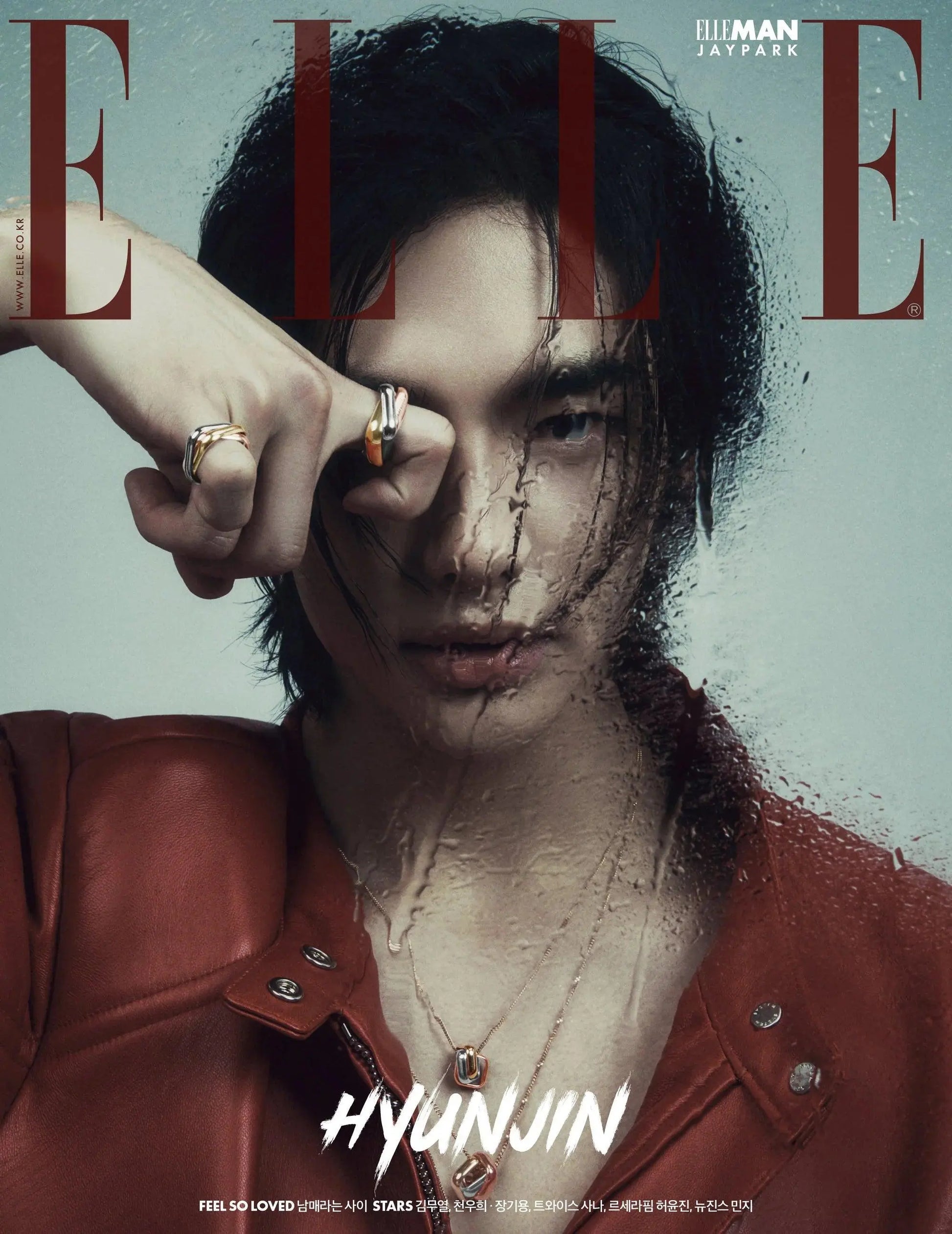 ELLE KOREA MAGAZINE (May Issue) / COVER : HYUNJIN - KAEPJJANG SHOP (캡짱 숍)
