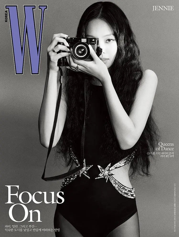 JENNIE (BLACKPINK) COVER W KOREA (2023 VOL. 11) - KAEPJJANG SHOP (캡짱 숍)