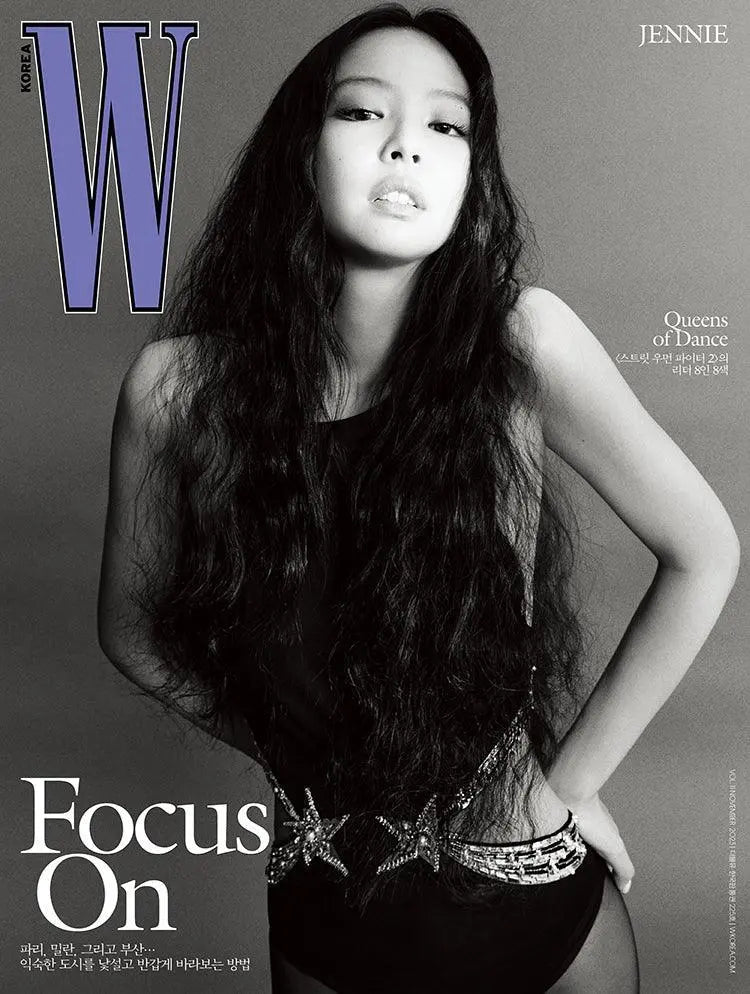 JENNIE (BLACKPINK) COVER W KOREA (2023 VOL. 11) - KAEPJJANG SHOP (캡짱 숍)