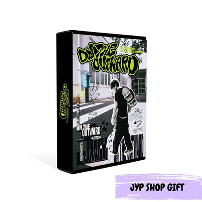 [PRE ORDER] JANG WOOYOUNG - 2025 SEASON'S GREETINGS [ON THE OUTWARD] (POB JYP SHOP GIFT) 