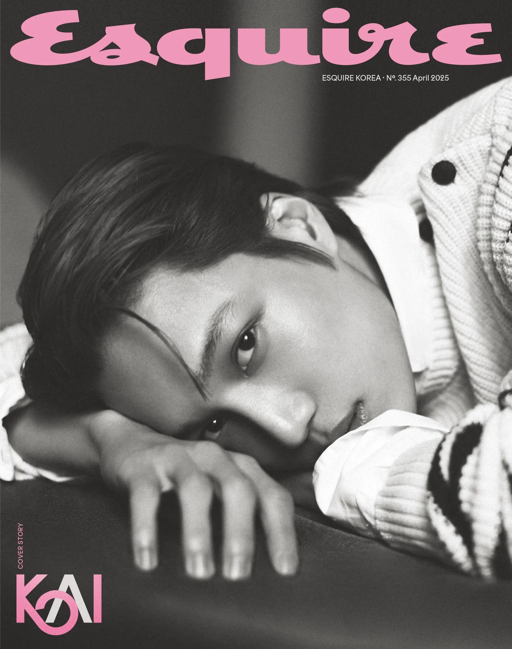 [PRE ORDER] ESQUIRE MAGAZINE (2025 April Issue) / Cover : KAI KAEPJJANG SHOP (캡짱 숍)