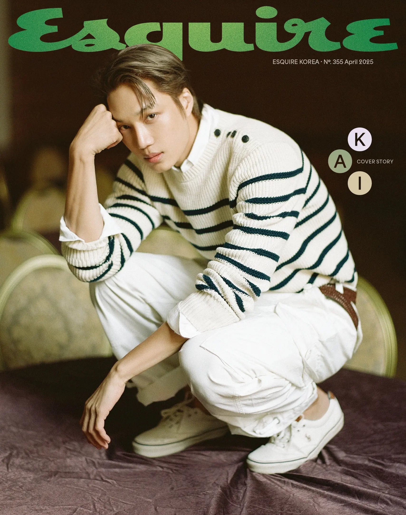 [PRE ORDER] ESQUIRE MAGAZINE (2025 April Issue) / Cover : KAI KAEPJJANG SHOP (캡짱 숍)