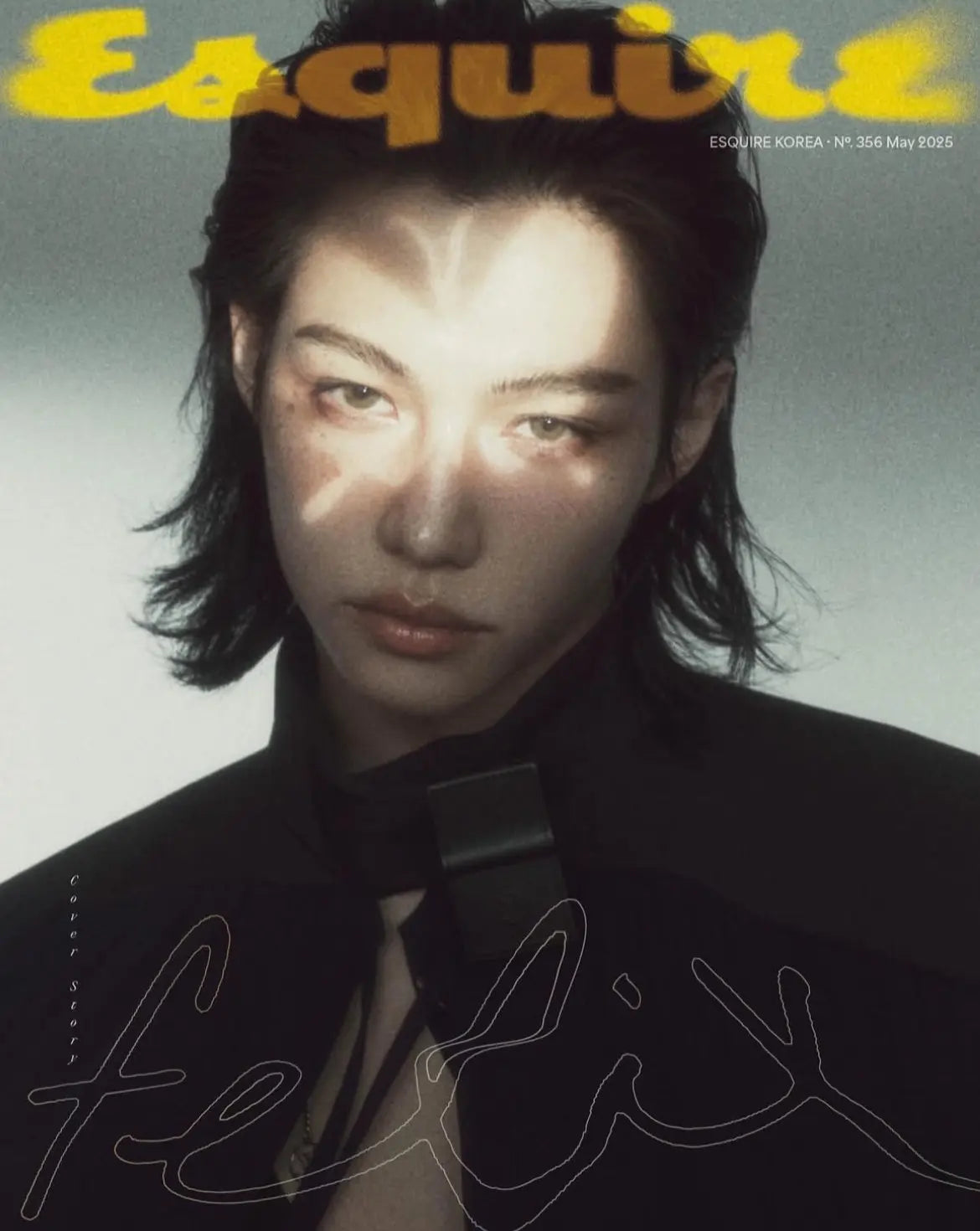 [PRE ORDER] ESQUIRE MAGAZINE (2025 May Issue)  / Cover :  FELIX KAEPJJANG SHOP (캡짱 숍)