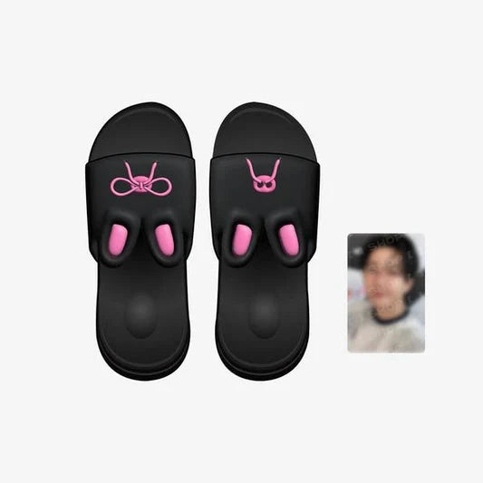 [PRE ORDER] STRAY KIDS - dominATE : celebrATE WORLD TOUR (Official MD)  DWAEKKI SLIDES BY CHANGBIN KAEPJJANG SHOP (캡짱 숍)