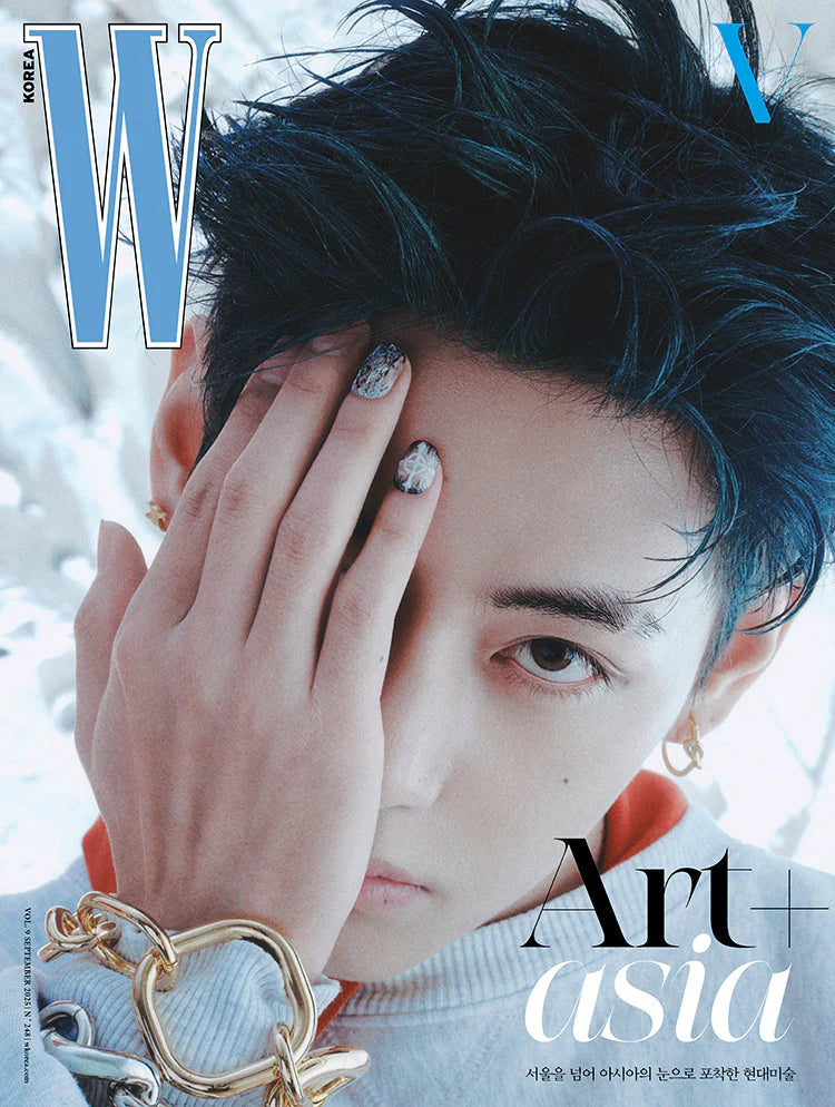 [PRE ORDER] W KOREA Magazine  (2025 September Issue)   Cover : V KAEPJJANG SHOP (캡짱 숍)