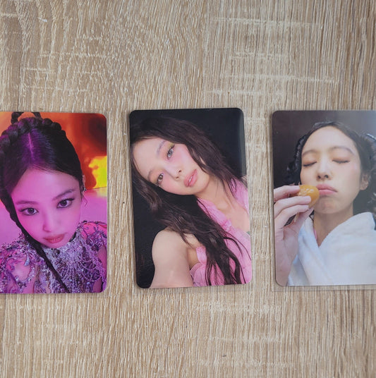 JENNIE - [RUBY] OFFICIAL PHOTOCARD POB APPLE MUSIC KAEPJJANG SHOP (캡짱 숍)