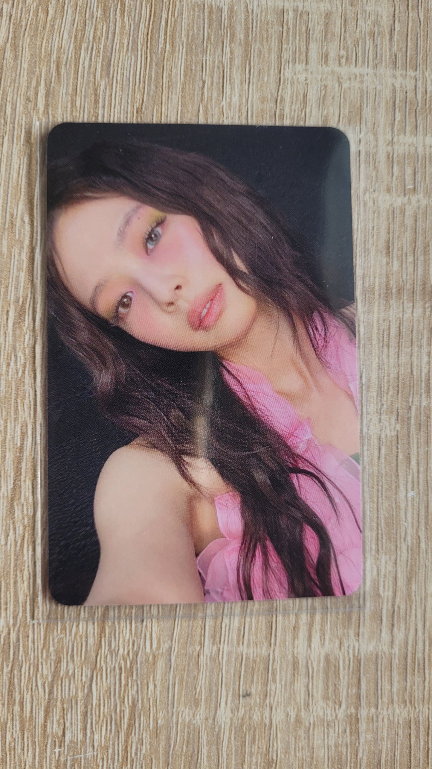 JENNIE - [RUBY] OFFICIAL PHOTOCARD POB APPLE MUSIC KAEPJJANG SHOP (캡짱 숍)